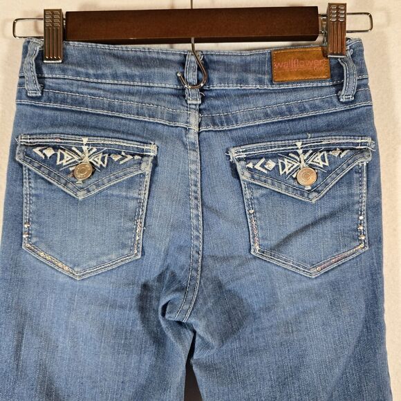 Wallflower Jeans Girls Size 10 Jeggings Low Rise Denim Color Blue - Picture 12 of 12